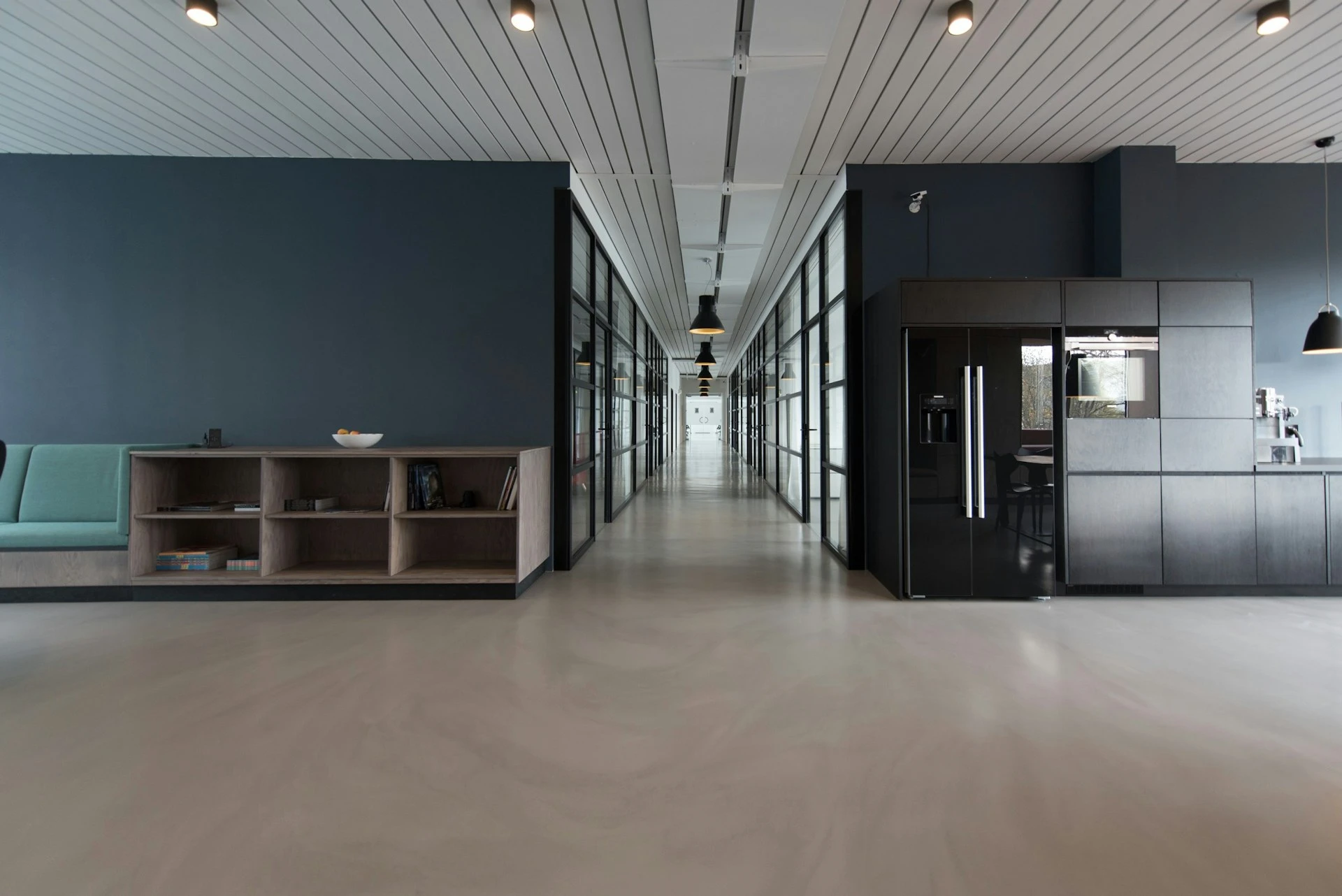 Bureau d'architecte épuré